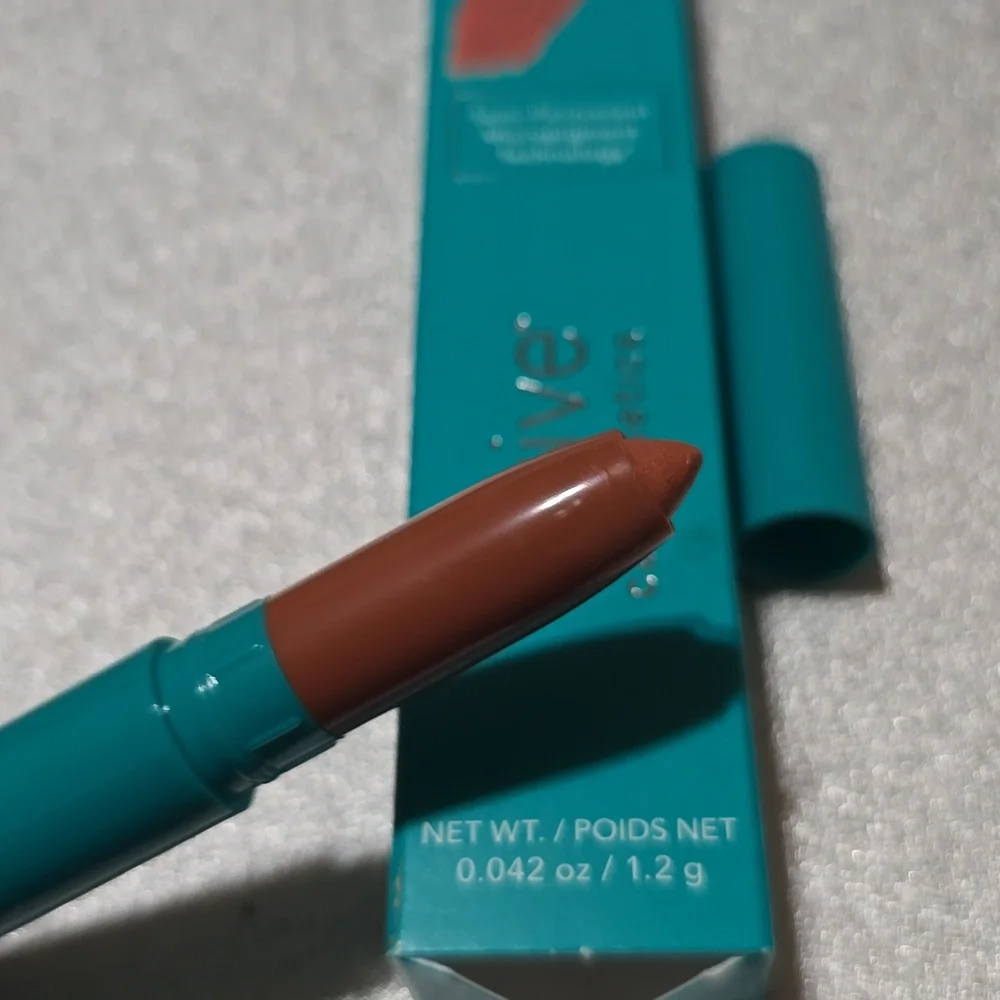 ❇️🧚‍♀️RUTH Thrive Causemetics Empower Matte LipStick Crayon NWT